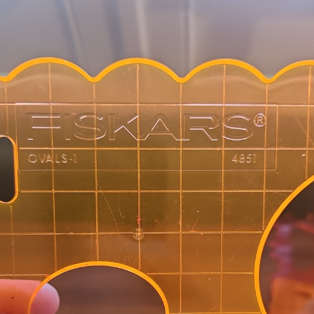 Fiskars Stecil Templates - Picture 5 of 8